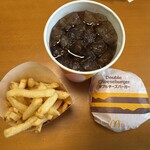 マクドナルド - 料理写真:ダブりチーズバーガーセット