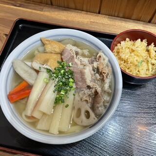 本格手打うどん 麺むすび_1