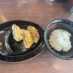 伝説のすた丼屋 - 