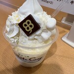 ミルク&パフェ よつ葉ホワイトコージ - 