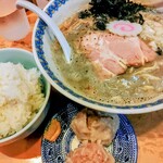らーめんセンター トミオ - 濃厚煮干しそば／Ａセットご飯･焼売２個