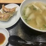 餃子の満天家 - 料理写真:水餃子セット　¥1056