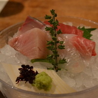 春秋ユラリ 恵比寿 - 鮮魚の盛り合わせ
