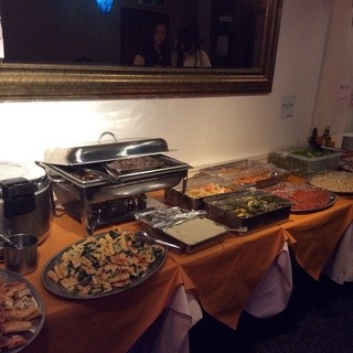 We also have All-you-can-eat buffet style! !