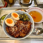 台湾の味 魯肉飯と魚介系 担担麺専門店 魯担 - ルーロー飯定食