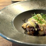 IZA - タコの赤ワイン煮