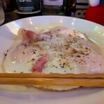 Shangri-La.e - サービス目玉焼きwithベーコン