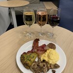 Lufthansa Senator Lounge - 