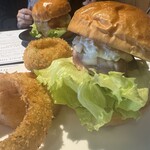 ダグズ・バーガー 宮古島本店 - 