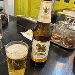 四条パクチー - シンハービール