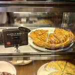 GRANNY SMITH  APPLE PIE & COFFEE - 