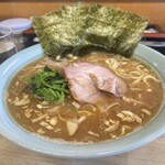 ラーメン 奥津家 - ラーメン中盛