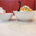 蒙古タンメン中本 - ゴモミ＋野菜大盛り＋メチャジ