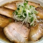 醤油チャーシュー麺９００円