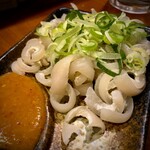 もつ焼きばん 三軒茶屋店 - 豚皮コリコリ刺し