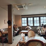 ロシア料理 甘藍 - 店内