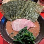 横浜ラーメン 斎藤家 根岸店 - 