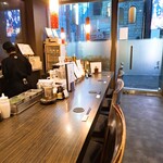 地鶏屋 亜門 - 内観