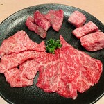 焼肉問屋 牛蔵 - 黒毛和牛　特選7種類　盛り合わせ