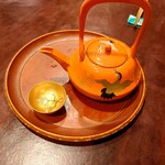 りょうりや 御旅屋 - 振る舞い酒　満寿泉　限定品