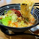 じげもんちゃんぽん - 麺リフト
