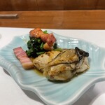 酒肴 新屋敷 - 牡蠣バター