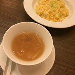 廣翔記 - ふかひれスープとチャーハン