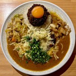 吉田カレー  - ミックス 小・豚 小・キャベツアチャール・玉ねぎアチャール・オランダ産ゴーダチーズ