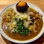 吉田カレー  - ミックス 小・豚 小・キャベツアチャール・玉ねぎアチャール・オランダ産ゴーダチーズ