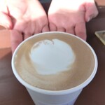 B-yond - お手々プライスレス