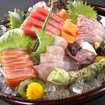 Sakana Yururi. - 【鮮魚５点盛り】獲れたての旨い魚を日替わりで５種　盛り込みます！　小田原で獲れる地物も入ることも多い