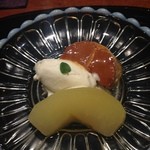 俺のうなぎ - 2014年12月：鰻懐石(\7000+税+サービス料10%)…リンゴのコンポートとほうじ茶プリン