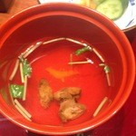 俺のうなぎ - 2014年12月：鰻懐石(\7000+税+サービス料10%)…肝吸い：柚子と三つ葉が入っていました