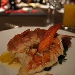 オマール海老のポアレ
          サフラン風味のアンディーブのブレゼとスピナッチ添え
          ソーテルヌワインソース　ジンジャーとライムの香り
          