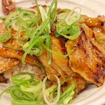 松屋 - 料理写真:ロースの炙り十勝豚丼並盛