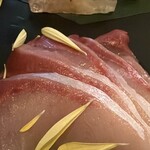 富山×居酒屋 ヨイチャベ - ブリ刺し