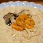 すし食堂 和和和 - あわび肝クリームソース パスタ＋ウニのせ