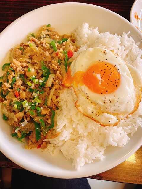 アジアンダイニング シムラン