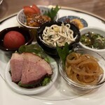 中国料理 琥珀 - 前菜の盛り合わせ