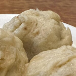 元祖豚饅頭 老祥紀 - 手作りの皮