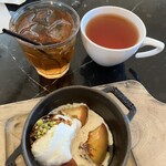 THE THEATRE TABLE - アイス、りんごソテー