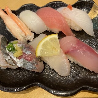 氷見回転寿司 粋鮨_1