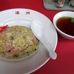 中華料理 満洲 - 炒飯と餃子 Cランチ(950円)