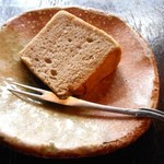 そば繁 - デザート　そばシフォンケーキ