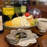 シマノコーヒー 大正館 - 銀の食器が可愛い
