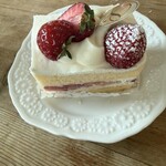 湘南・西鎌倉 レ・シュー - 料理写真:スペシャル苺のショートケーキ