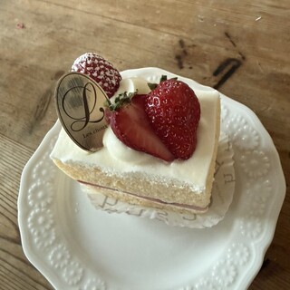 湘南・西鎌倉 レ・シュー_1