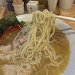 らーめん天神下 大喜 - 麺リフト