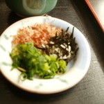 手打 神代そば - 薬味