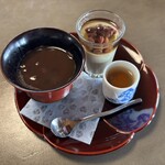 精進薬膳IPPUKU - ほうじ茶ぷりんプリンとぜんざいのコンビ( ・∇・)